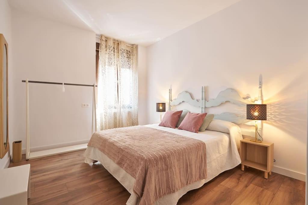Amplio Alojamiento Centro Barrio Del Oeste Salamanca Dış mekan fotoğraf