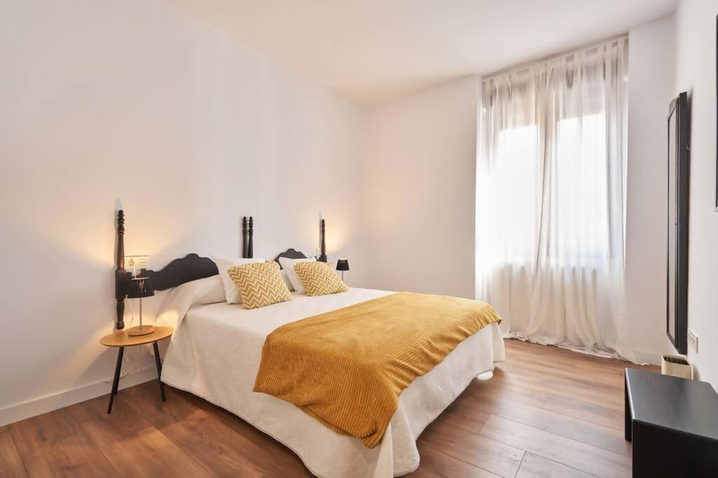 Amplio Alojamiento Centro Barrio Del Oeste Salamanca Dış mekan fotoğraf